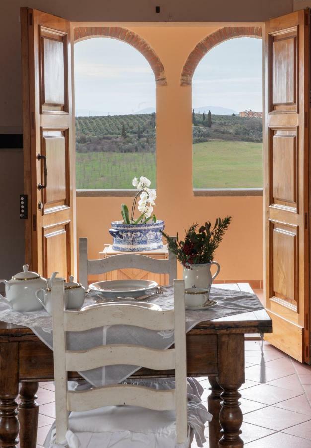 Agriturismo Casale Ugolini Montespertoli Exterior foto